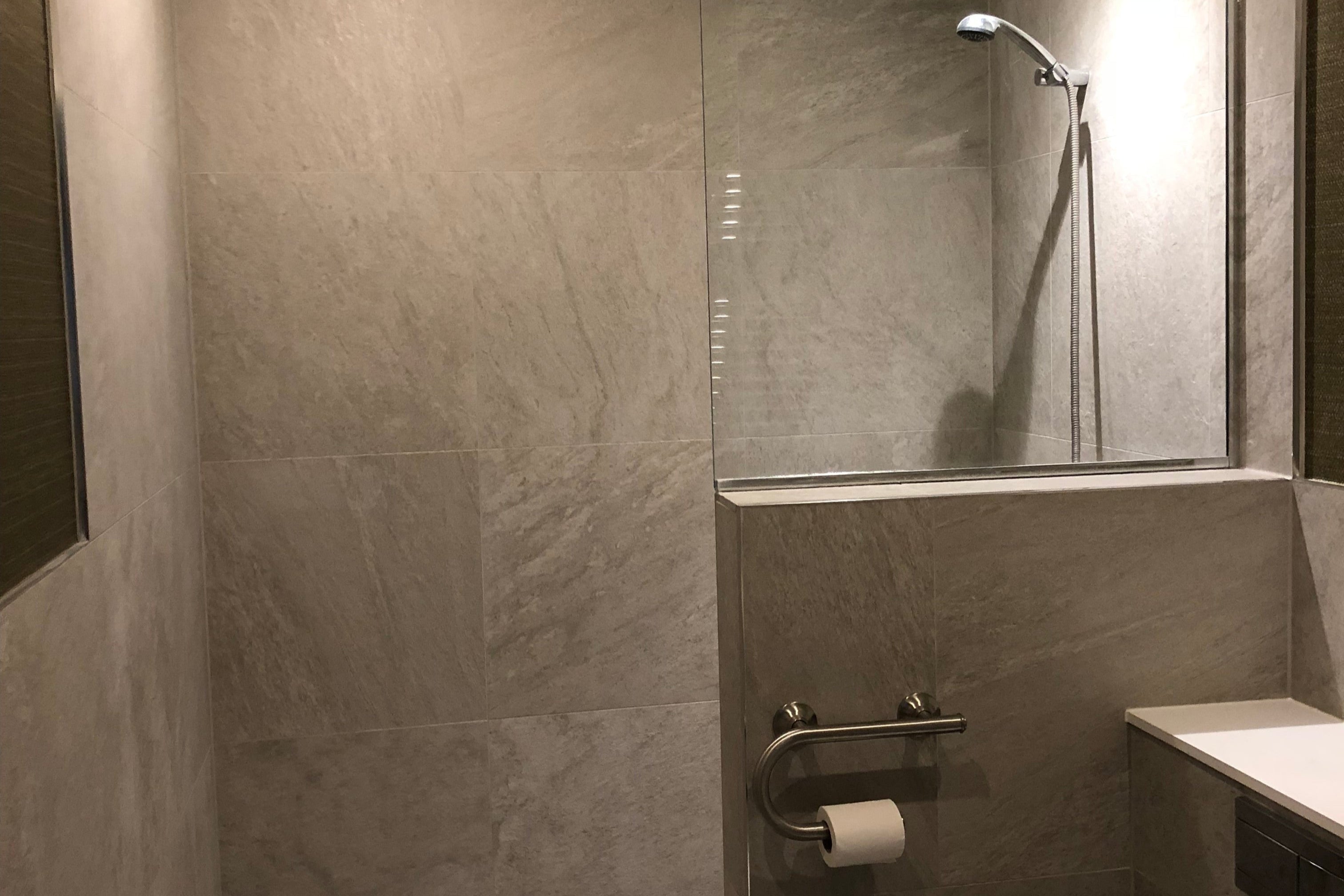 accessible bathroom 